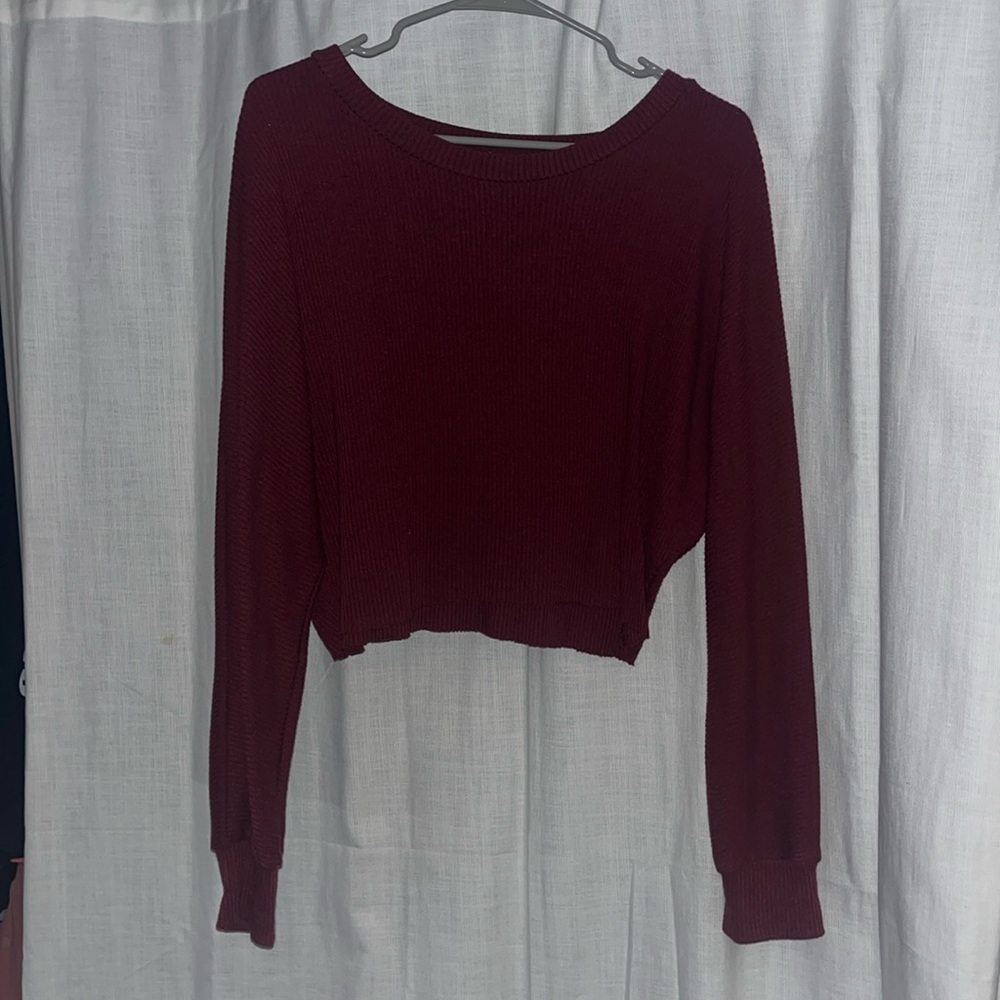 Maroon sweater
